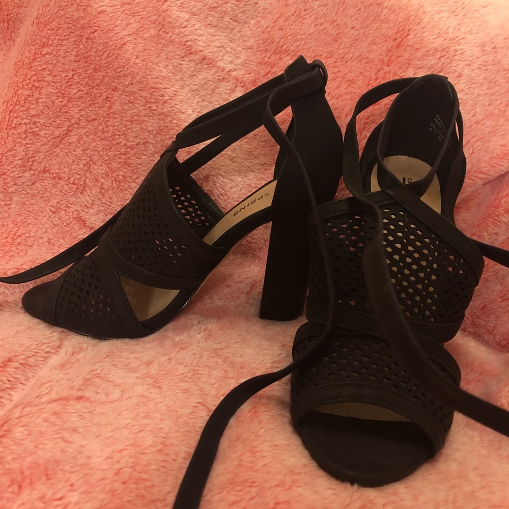 Black Wraparound Heels